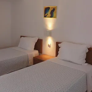 Гостевой дом Vegas - Adults Only, Албуфейра